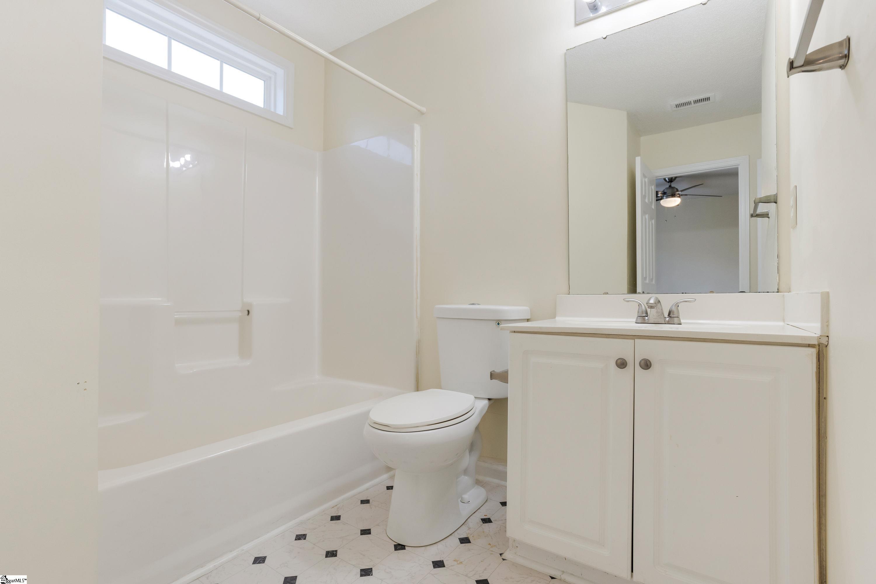 6 Wheat Cressing Court Greenville, SC 29607 - Photo 22 of 28 Gallery Image 22