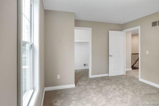 2954 Hessel Avenue Rochester Hills, MI 48307 - Photo 29 of 31