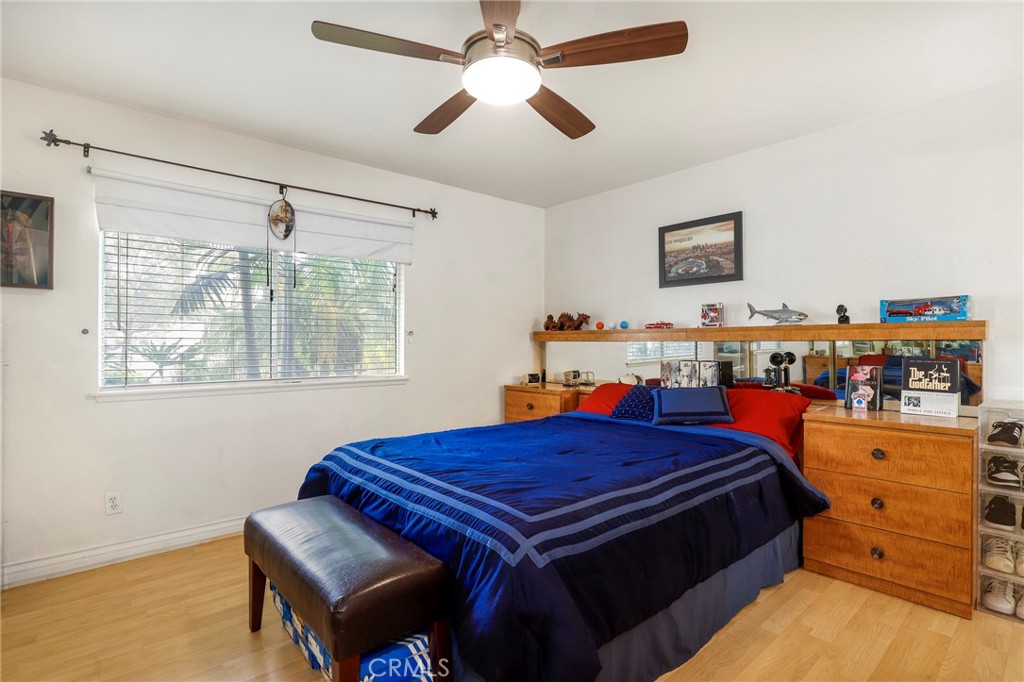 233 Kanan Road Oak Park, CA 91377 - Photo 12 of 26