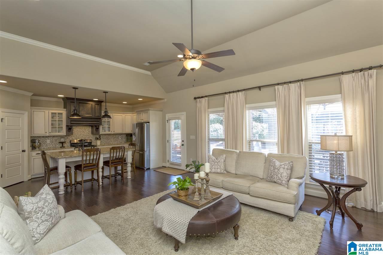 385 Strathaven Drive Pelham, AL 35124 - Photo 12 of 40