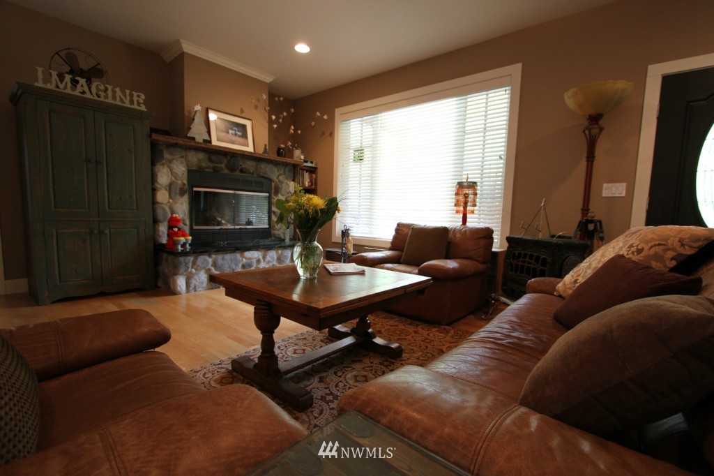 2114 Deer Road Point Roberts, WA 98281 - Photo 4 of 20