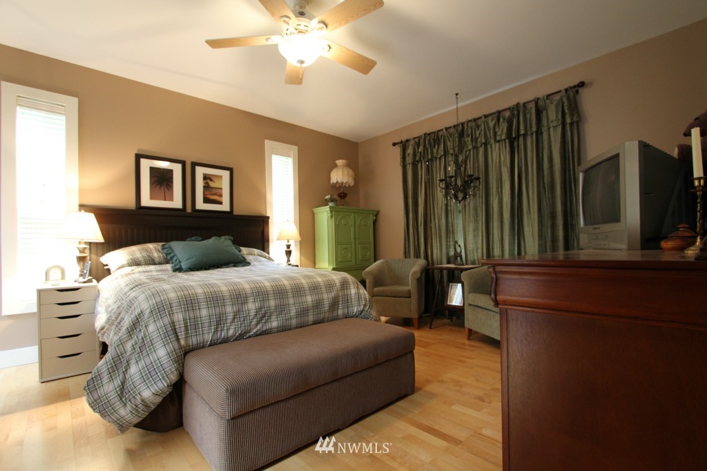 2114 Deer Road Point Roberts, WA 98281 - Photo 8 of 20
