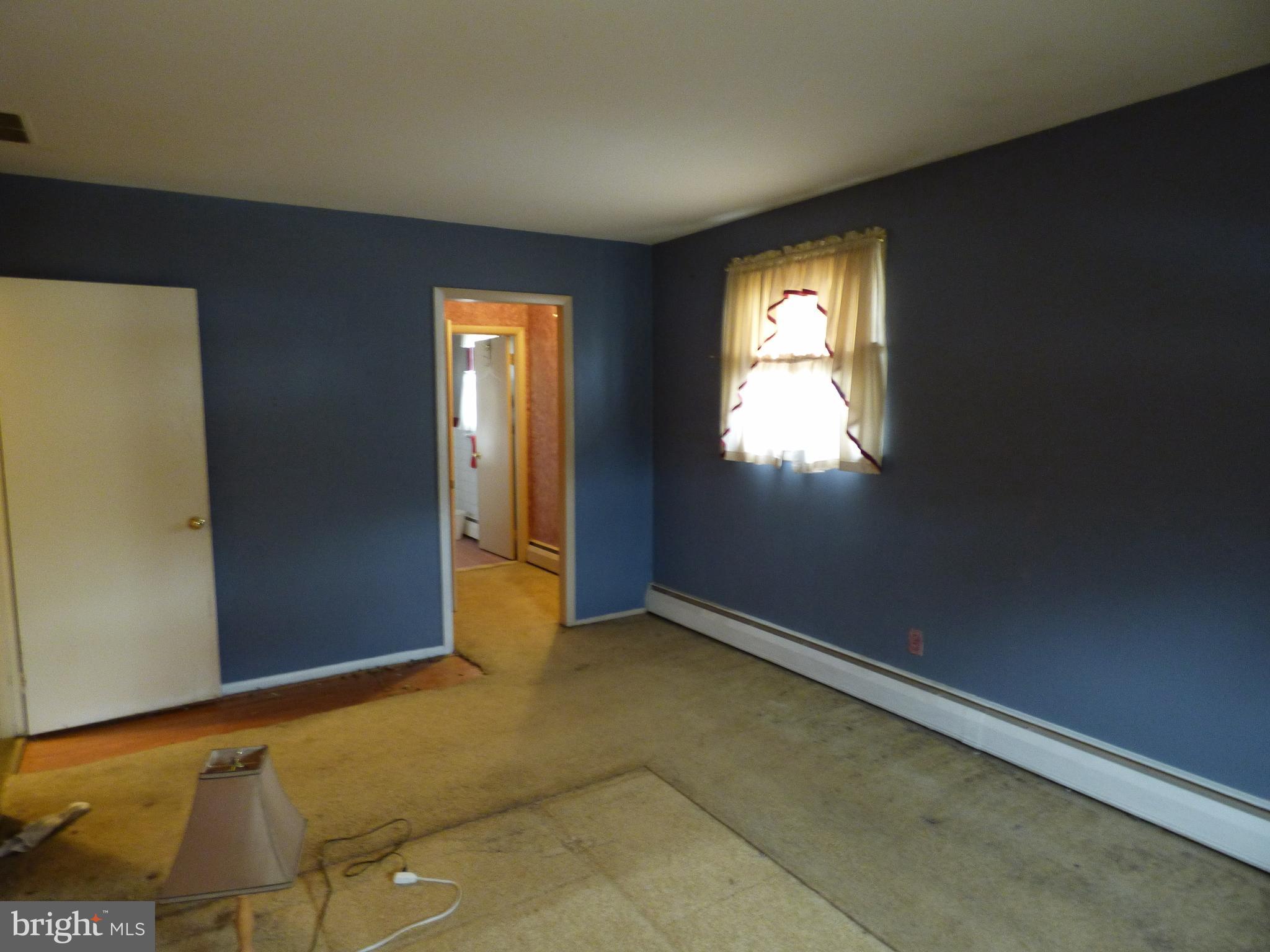 130 Fern Road Southampton, PA 18966 - Photo 18 of 25 Master Suite