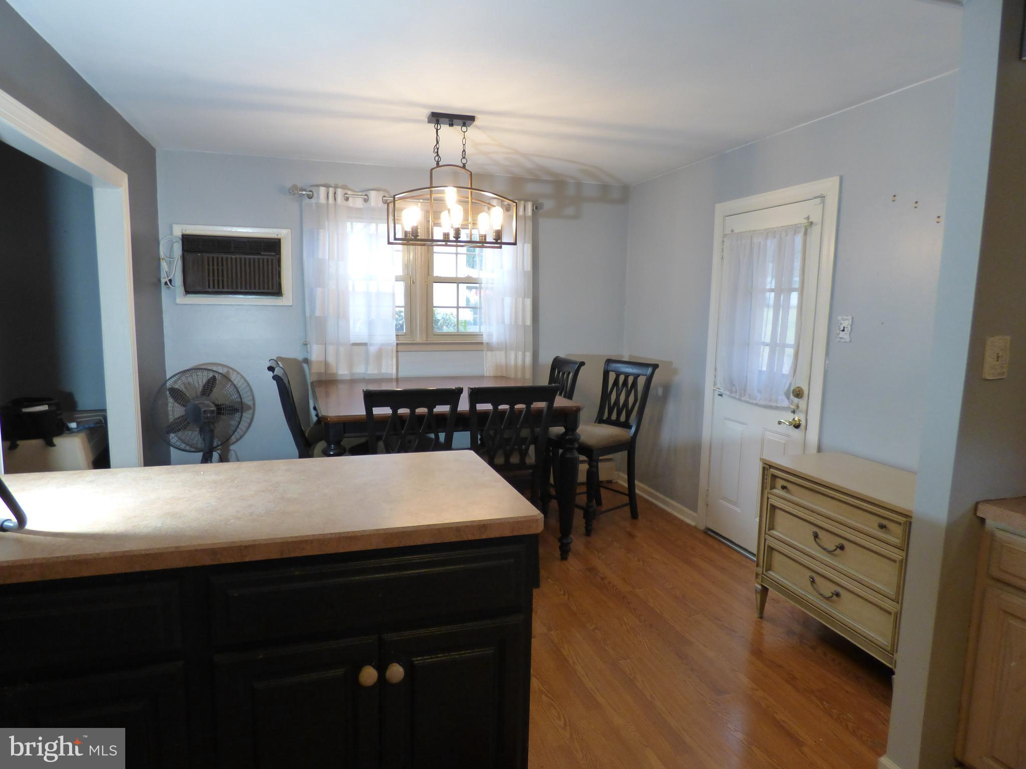 130 Fern Road Southampton, PA 18966 - Photo 10 of 25 Diningroom