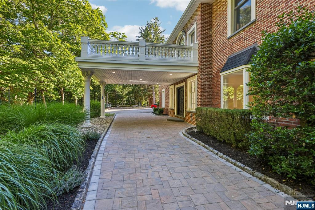 1050 Ramapo Valley Road Mahwah, NJ 07430 - Photo 5 of 50