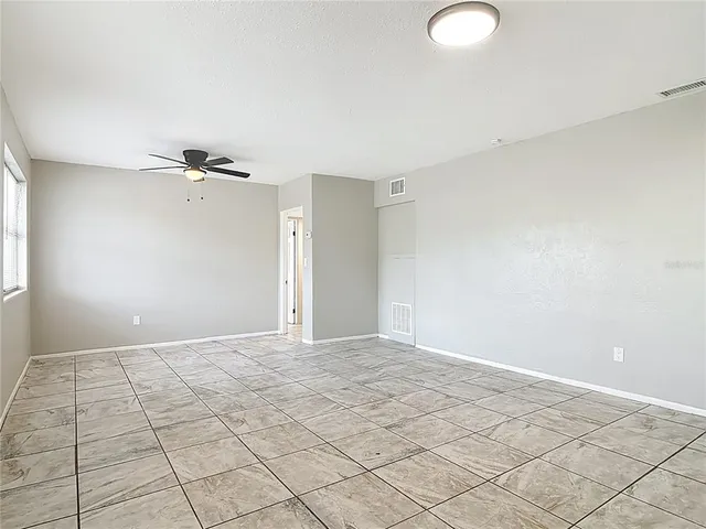 $199,990 | 820 Berkshire Road, Daytona Beach, FL 32117