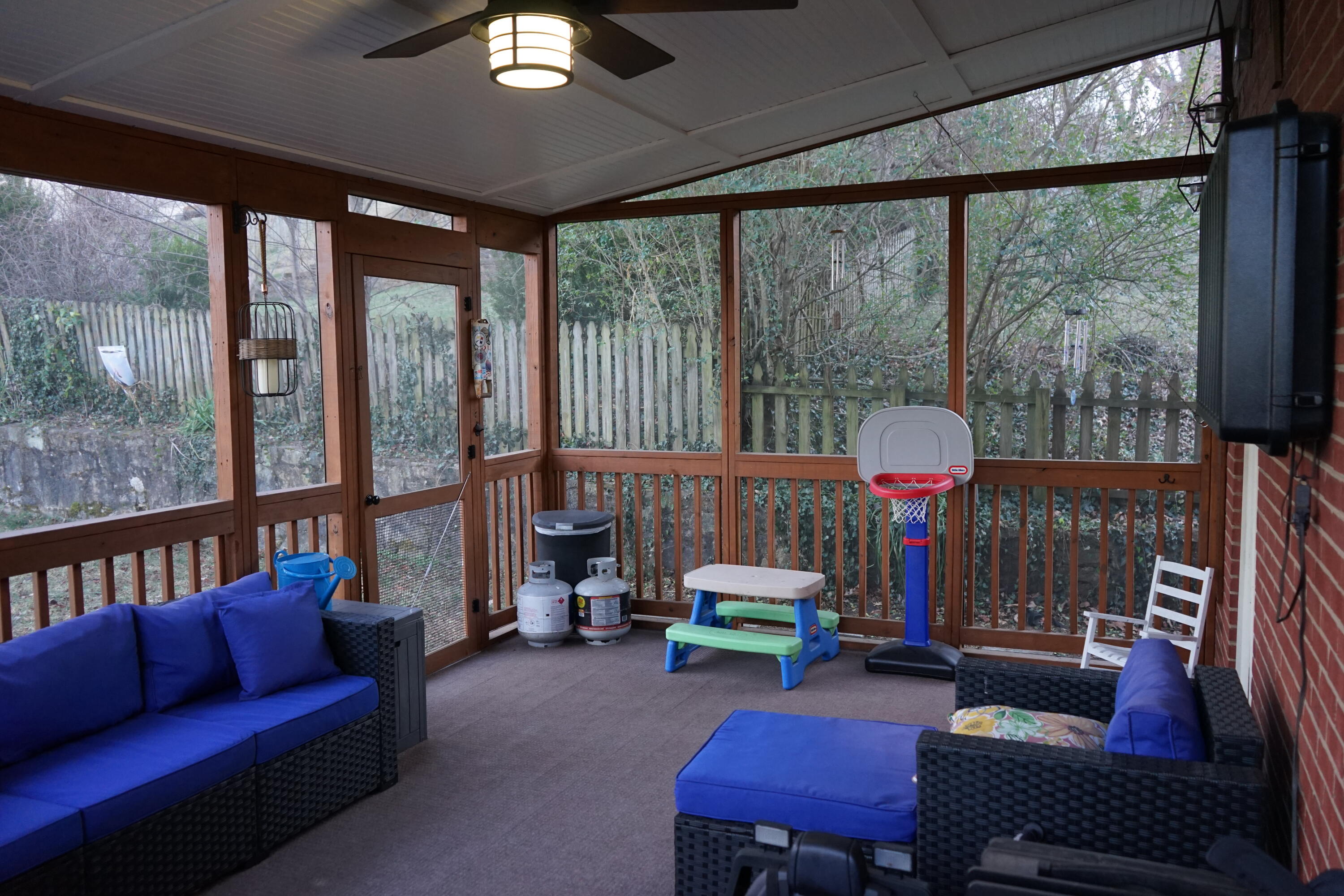 2226 Hunters Road Southwest Roanoke, VA 24015 - Photo 20 of 52 Wonderful Outdoor Space