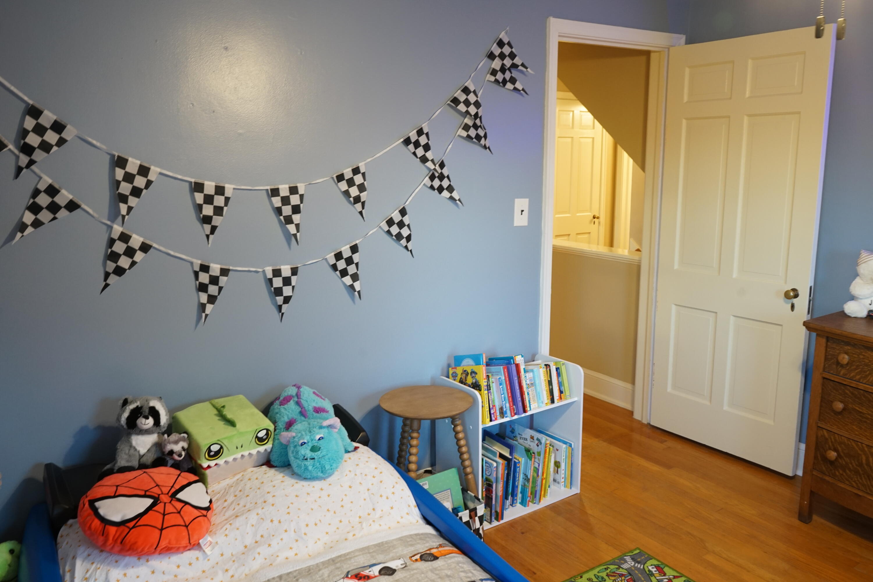 2226 Hunters Road Southwest Roanoke, VA 24015 - Photo 42 of 52 Attractive HW Floors in All Bedrooms