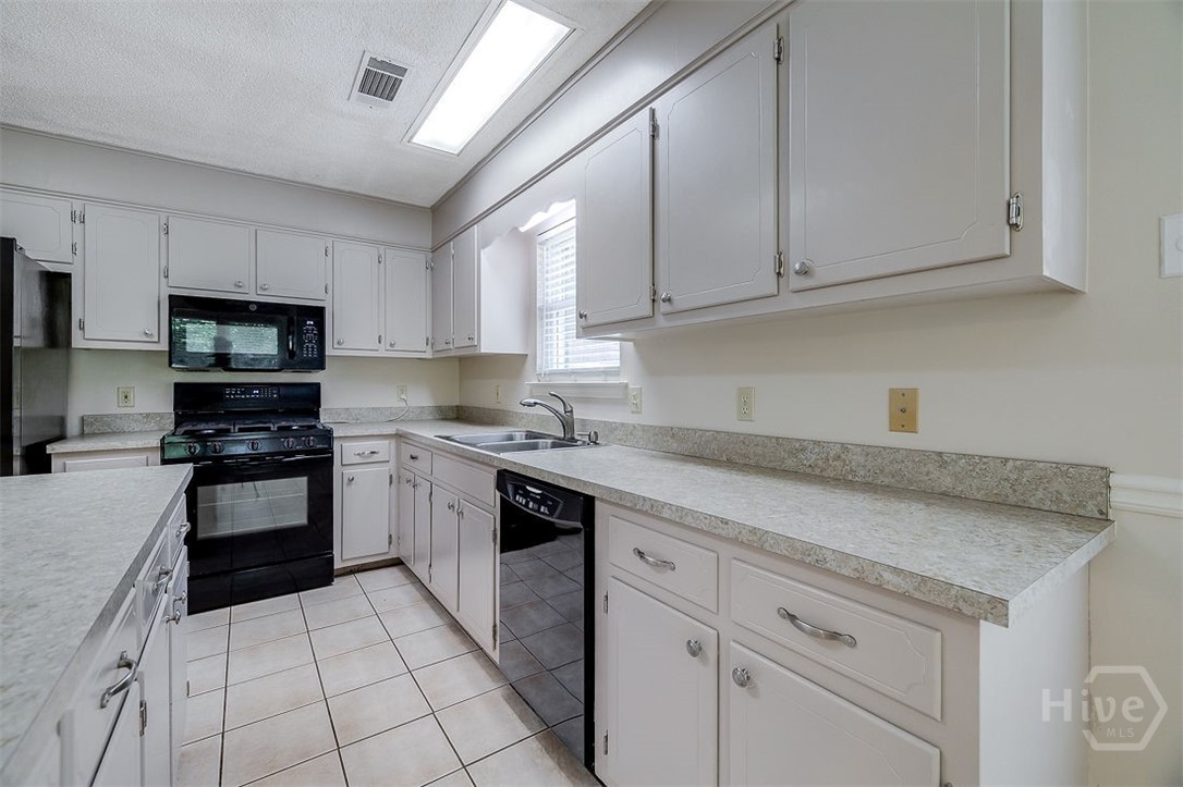 1282 Long Bridge Road Rincon, GA 31326 - Photo 13 of 39 Kitchen