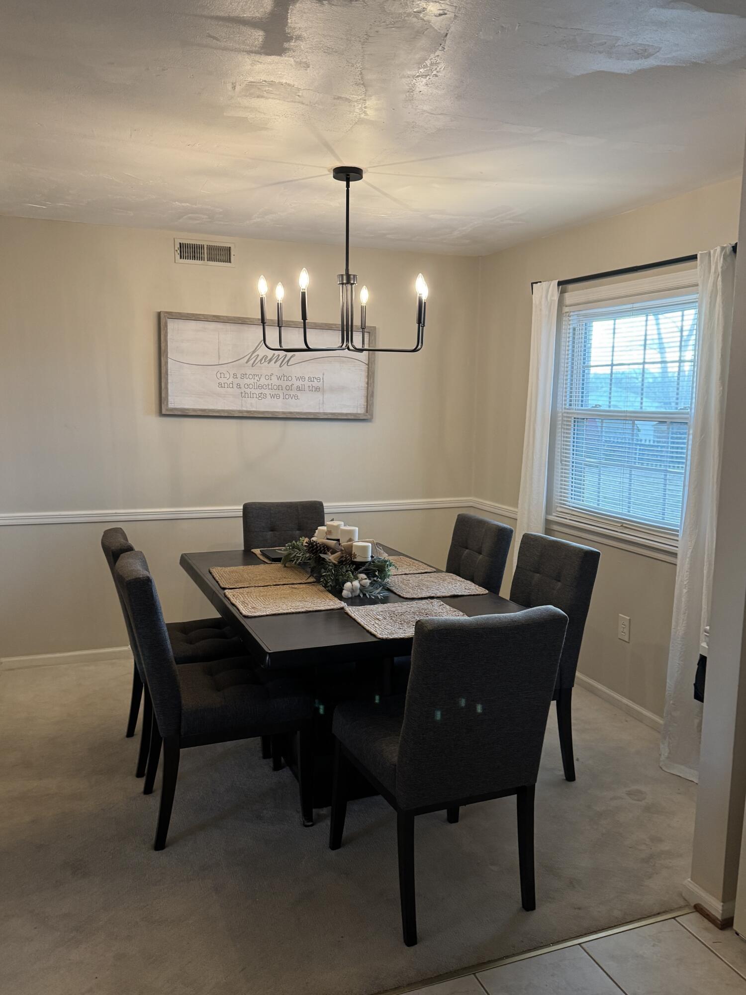 721 Arcadia Circle Vinton, VA 24179 - Photo 4 of 9 IMG_5883