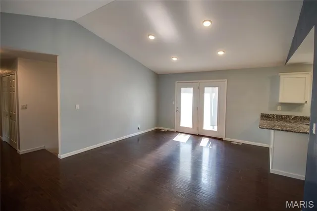 $274,500 | 629 School Avenue, East Alton, IL 62024