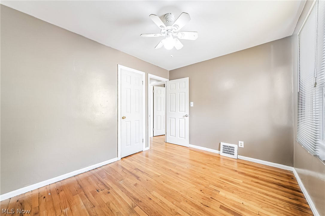 17008 Ridgeton Drive Cleveland, OH 44128 - Photo 14 of 34 Gallery Image 14