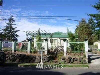 824 Southwest 108th Street Seattle, WA 98146 - Photo 1 of 1 Gallery Image 1
