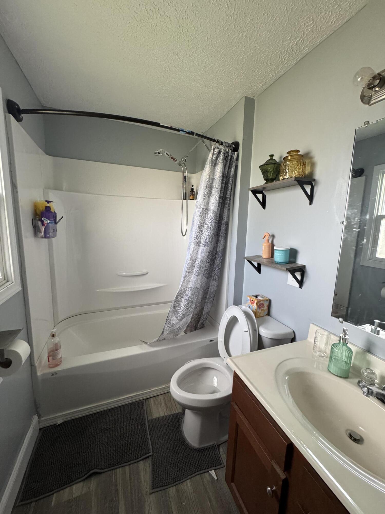 305 Glover Road Jamestown, KY 42629 - Photo 19 of 44 primary bathroom