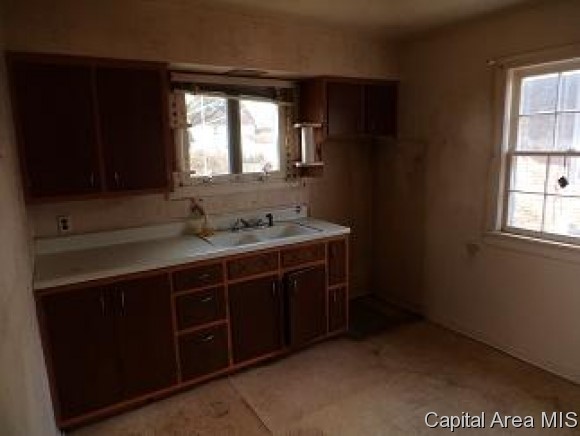 1931 North 7th Street Springfield, IL 62702 - Photo 5 of 8