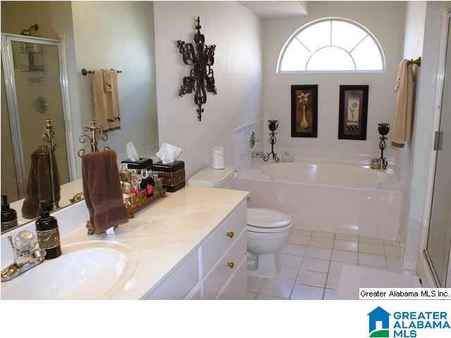 200 Warwick Lane Alabaster, AL 35007 - Photo 9 of 16