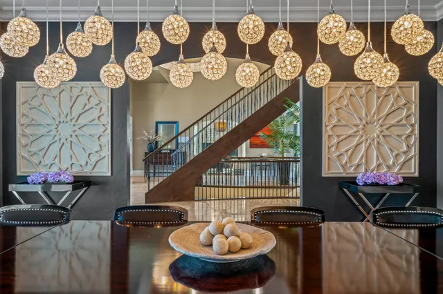 $5,000,000 | S17W28902 Price Court, Genesee, WI 53188