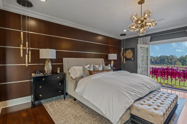 $5,000,000 | S17W28902 Price Court, Genesee, WI 53188