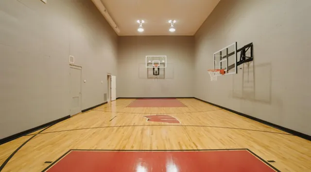 $5,000,000 | S17W28902 Price Court, Genesee, WI 53188