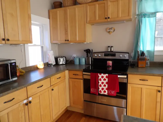 $249,000 | 41 Caernarvon Street, Fair Haven, VT 05743