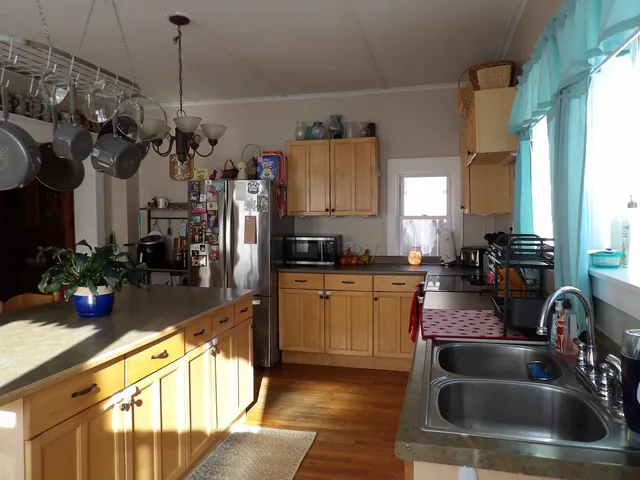 $249,000 | 41 Caernarvon Street, Fair Haven, VT 05743