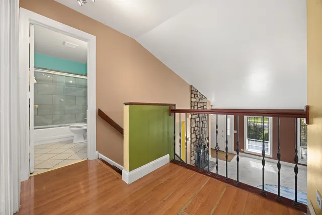 $299,900 | 1256 Concord Drive, Elgin, IL 60120