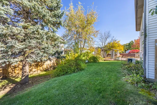 $299,900 | 1256 Concord Drive, Elgin, IL 60120