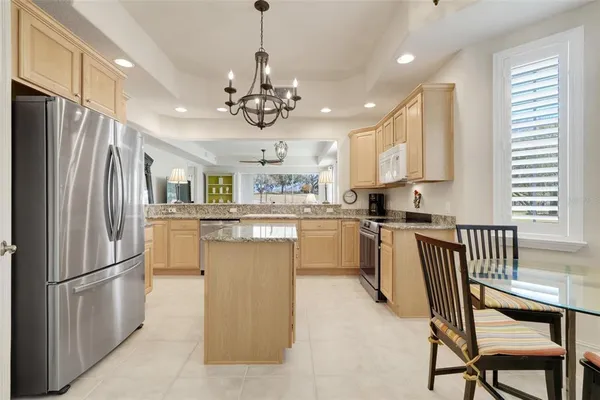 $359,999 | 26206 Avenida Las Colinas, Unit 4A, Howey-in-the-Hills, FL 34737