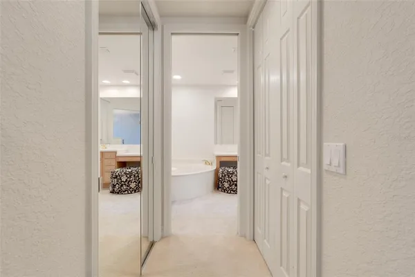 $359,999 | 26206 Avenida Las Colinas, Unit 4A, Howey-in-the-Hills, FL 34737