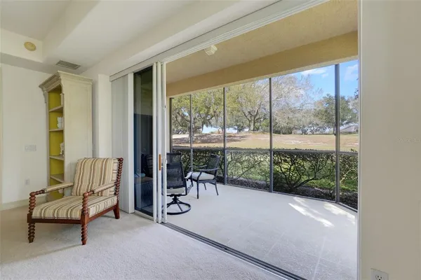 $359,999 | 26206 Avenida Las Colinas, Unit 4A, Howey-in-the-Hills, FL 34737