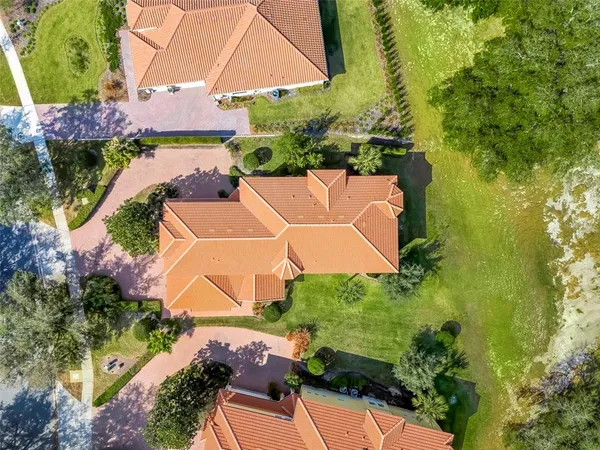 $359,999 | 26206 Avenida Las Colinas, Unit 4A, Howey-in-the-Hills, FL 34737