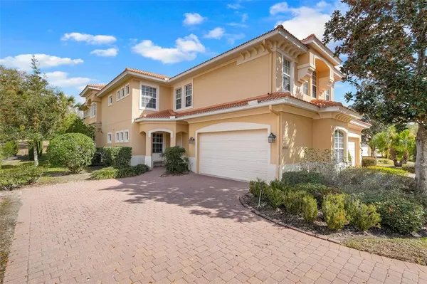 $359,999 | 26206 Avenida Las Colinas, Unit 4A, Howey-in-the-Hills, FL 34737