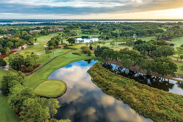 $359,999 | 26206 Avenida Las Colinas, Unit 4A, Howey-in-the-Hills, FL 34737