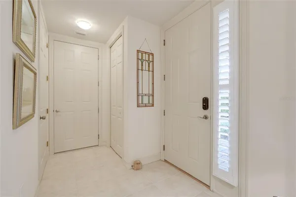 $359,999 | 26206 Avenida Las Colinas, Unit 4A, Howey-in-the-Hills, FL 34737