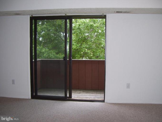 1001 Heather Ridge Drive, Unit L Frederick, MD 21702 - Photo 6 of 13 Living Room #2