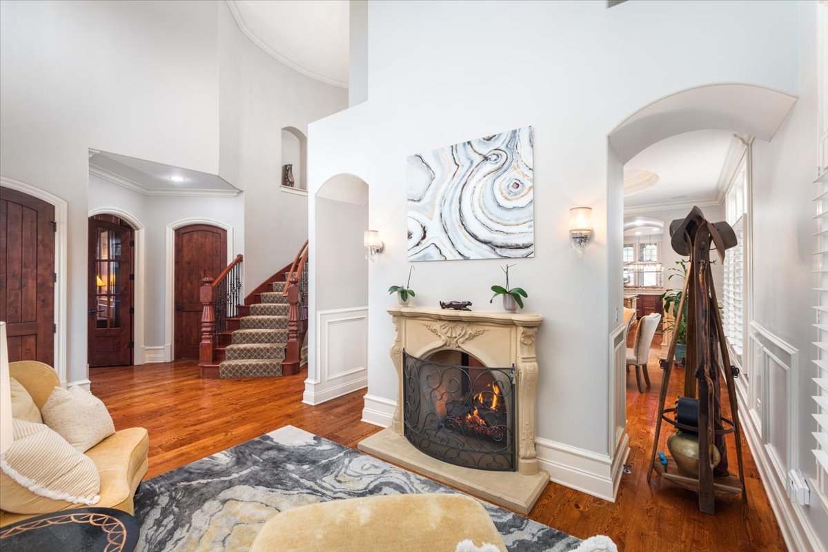 849 East Hillside Road Naperville, IL 60540 - Photo 29 of 75