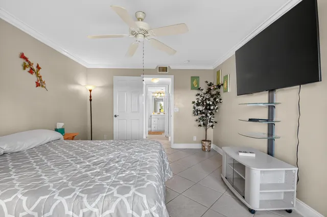 $1,650 | 426 Pine Glen Lane, Unit A1, Greenacres, FL 33463