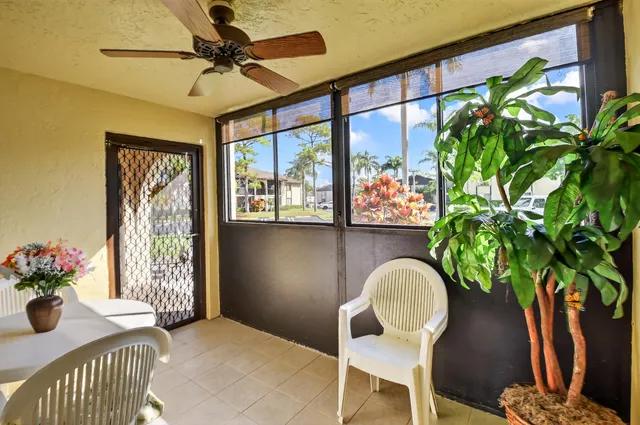 $1,650 | 426 Pine Glen Lane, Unit A1, Greenacres, FL 33463