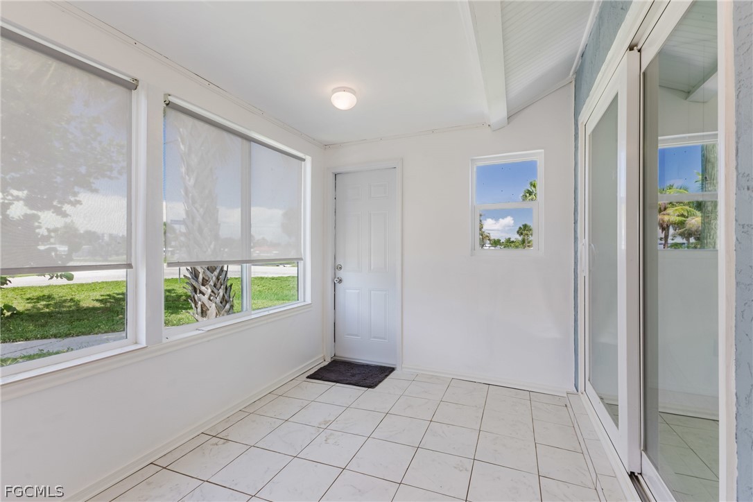 16599 Davis Road Fort Myers, FL 33908 - Photo 24 of 31