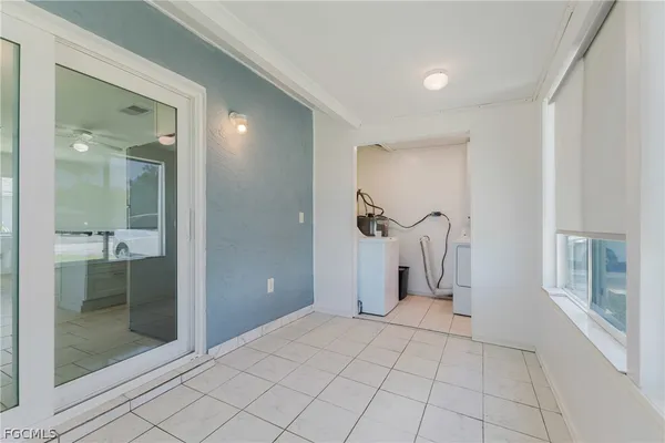 $1,900 | 16599 Davis Road, Fort Myers, FL 33908