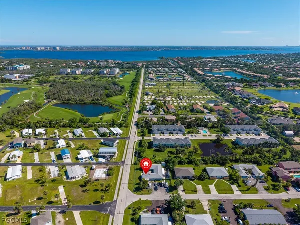 $1,900 | 16599 Davis Road, Fort Myers, FL 33908