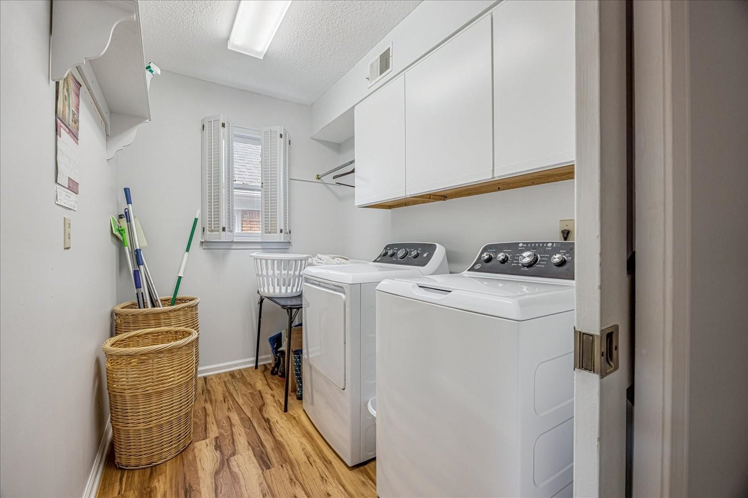 1893 Allenby Road Germantown, TN 38139 - Photo 17 of 31 a room with storage and utility