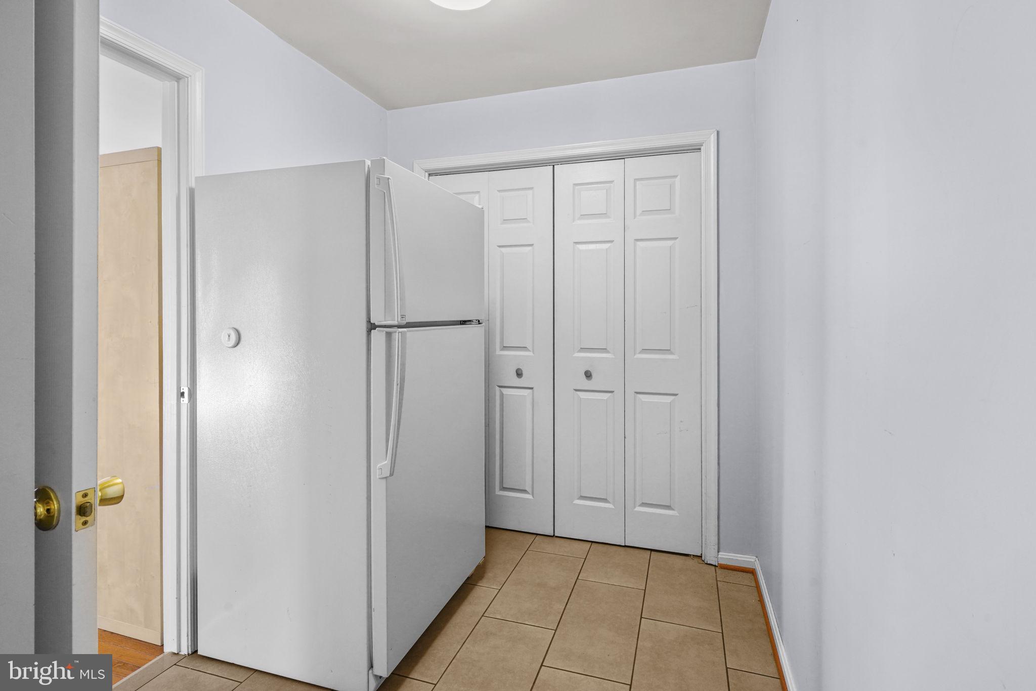 939 Main Street Deale, MD 20751 - Photo 27 of 33 a view of an empty room