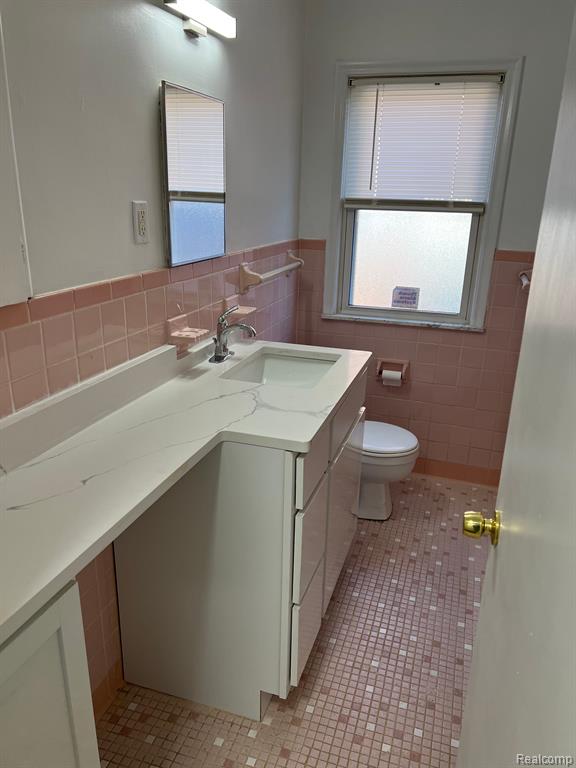 23721 David Avenue Eastpointe, MI 48021 - Photo 13 of 17