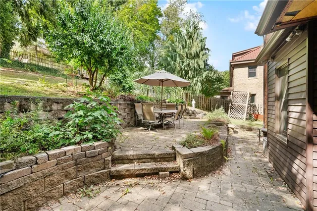 $539,000 | 182 Inglewood Drive, Pittsburgh, PA 15228