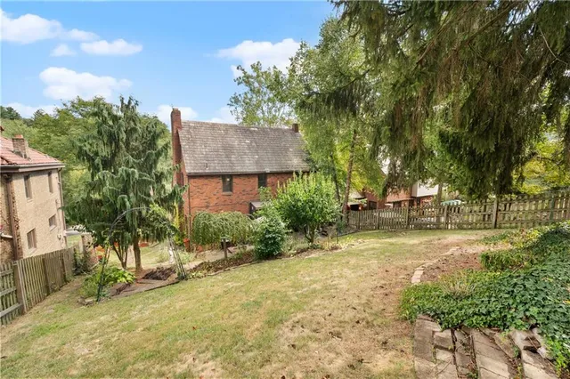 $539,000 | 182 Inglewood Drive, Pittsburgh, PA 15228