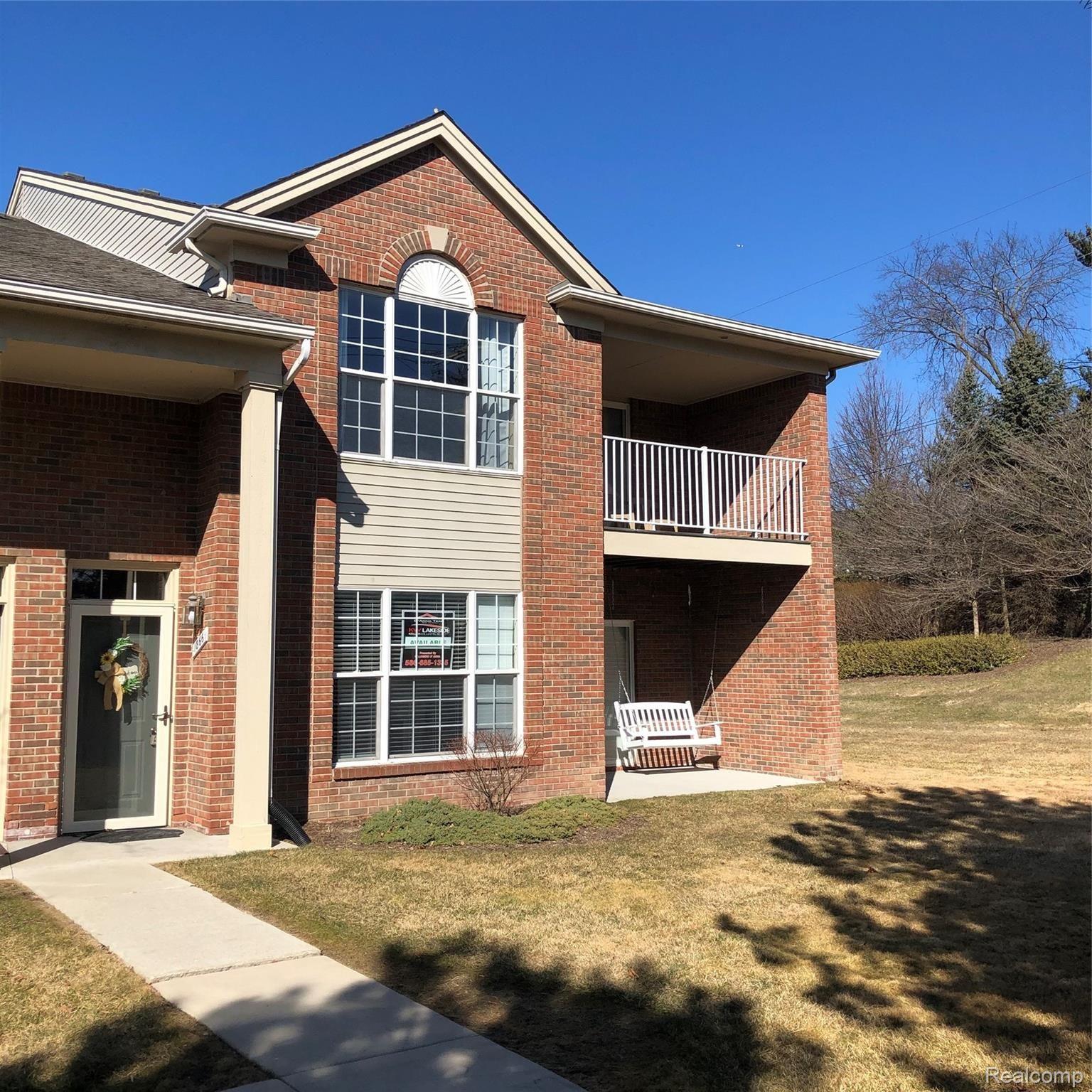 1866 Flagstone Circle, Unit 58 Rochester, MI 48307 - Photo 1 of 18 IMG_5654.jpeg