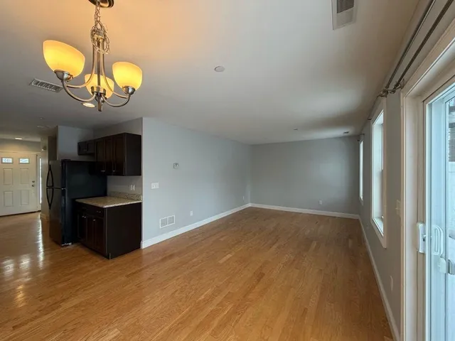 $2,800 | 75 Deerwood Drive, Unit E, Nashua, NH 03063