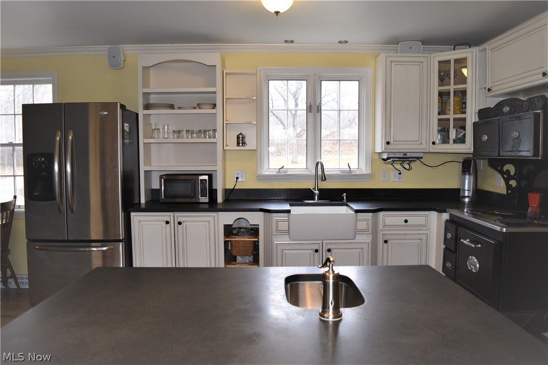 9034 Mentor Road Mentor, OH 44060 - Photo 7 of 35 Gallery Image 7