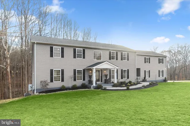 a view of an entryway with staircase